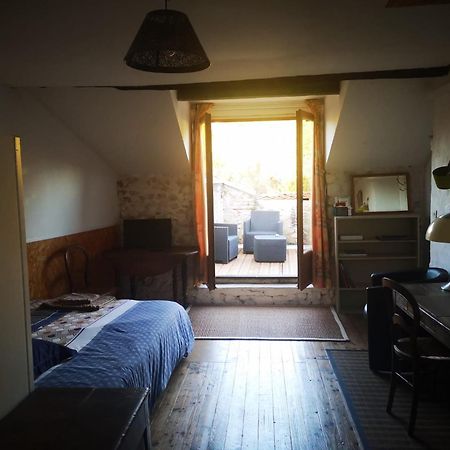 Chambres Avec Salle De Bains Et Cuisine En Centre Ville Argenton Sur Creuse Ngoại thất bức ảnh